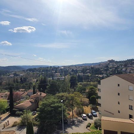 La Vue Du Chateau - Tout Confort Gréoux-les-Bains Exteriör bild