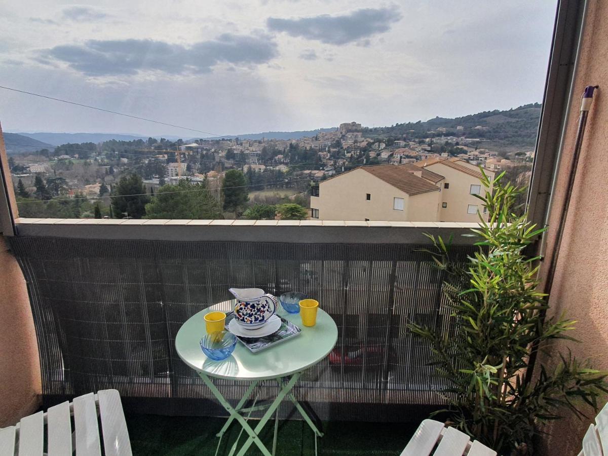 La Vue Du Chateau - Tout Confort Gréoux-les-Bains Exteriör bild
