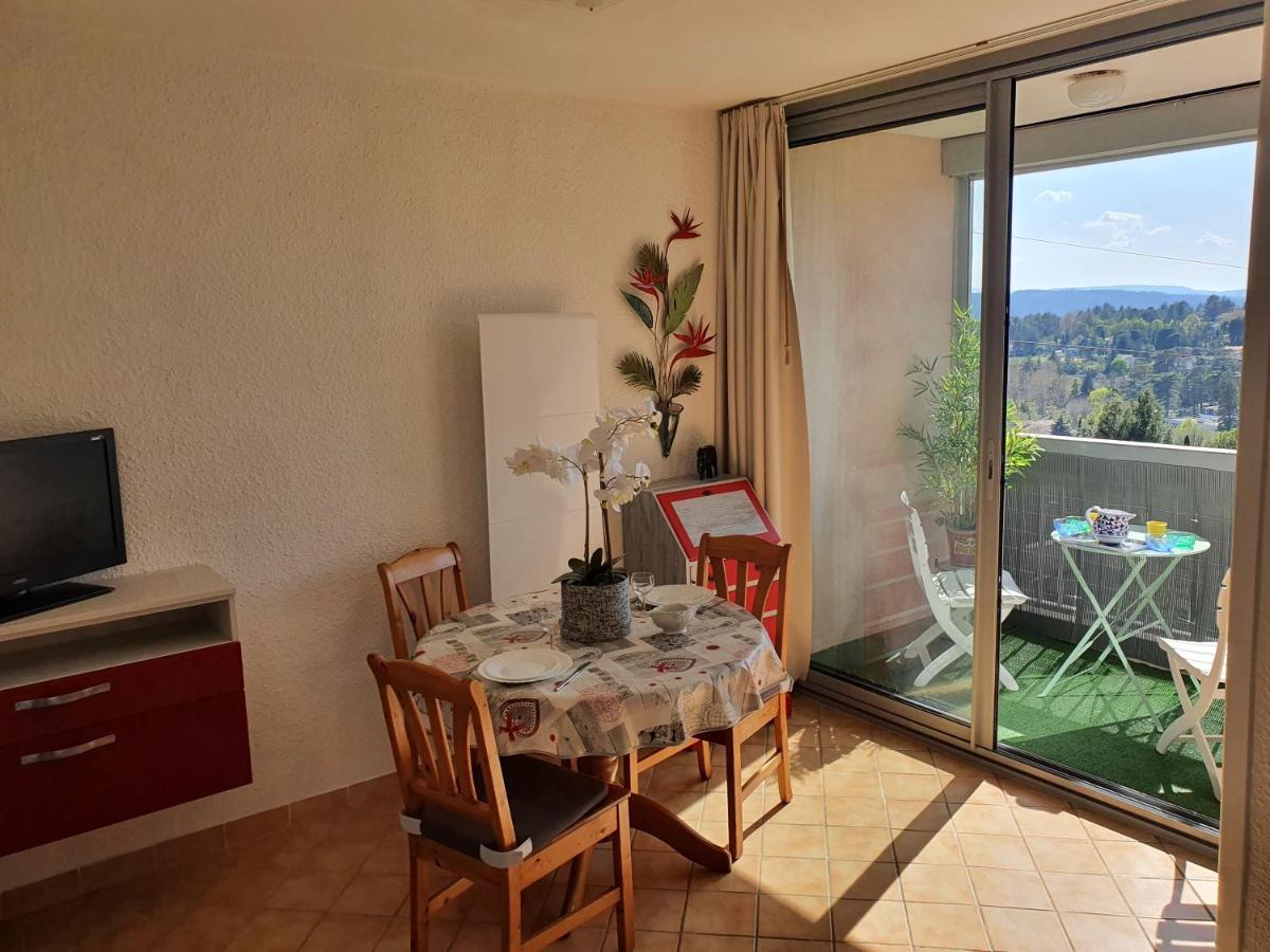 La Vue Du Chateau - Tout Confort Gréoux-les-Bains Exteriör bild