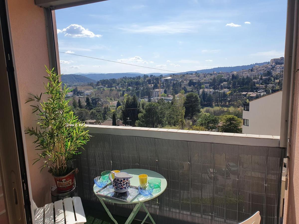 La Vue Du Chateau - Tout Confort Gréoux-les-Bains Exteriör bild